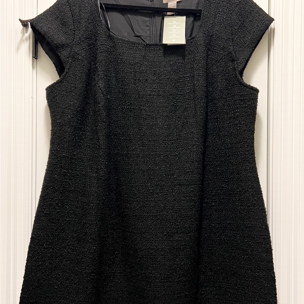 Elegant Black Cap Sleeve Dress